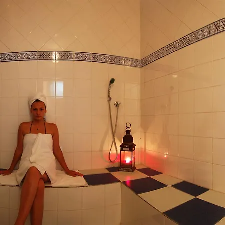 En Aparté Aparthotel