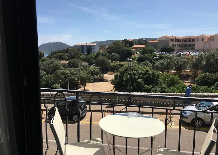 Apart Otel En Aparte
