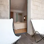 En Aparte Aparthotel 3*