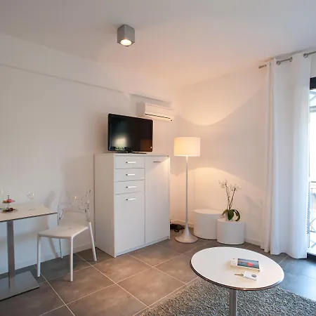 Aparthotel En Aparte Porto-Vecchio (Corsica)