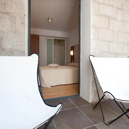 En Aparte פורטו-וישיו