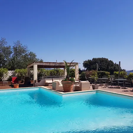 Hotel apartamentowy En Aparte 3*