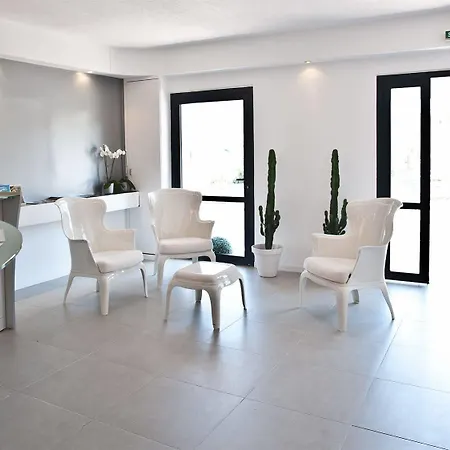 Aparthotel En Aparte Porto-Vecchio (Corsica)