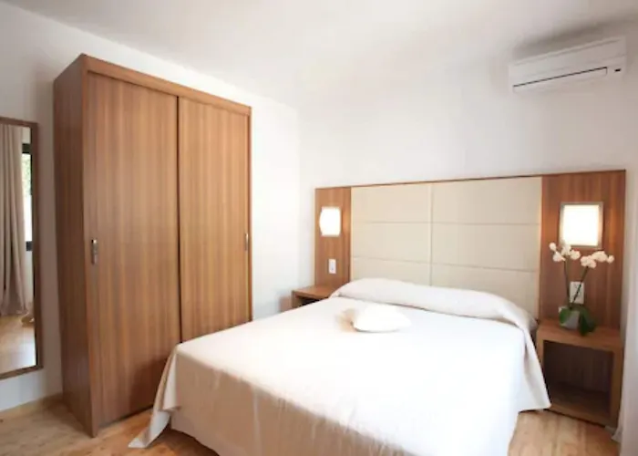 Aparthotel En Aparte Porto-Vecchio (Corsica)