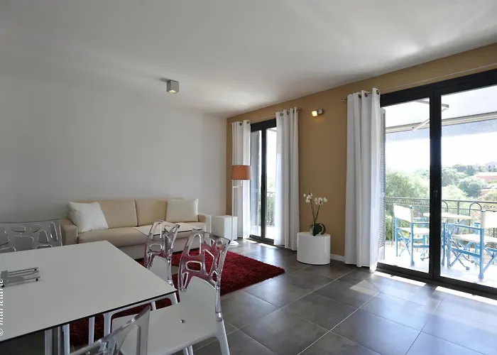 En Aparte Aparthotel 3*